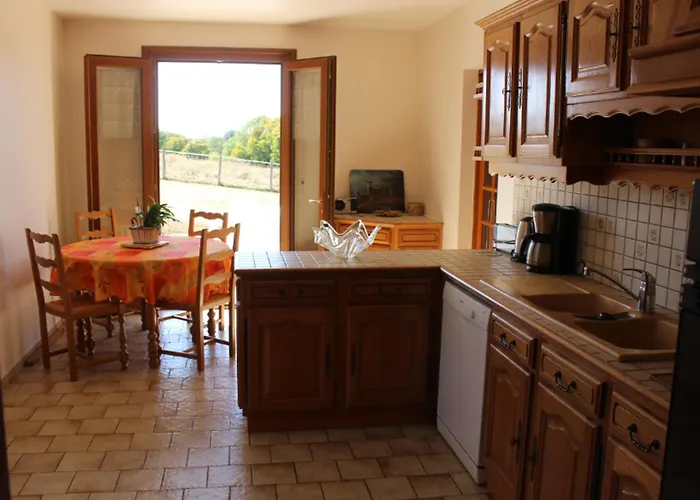 Casa vacanze Grande Avec Jardin Clôturé, Pétanque Et Ping-pong - Idéale Familles - Fr-1-410-182 Conflans-sur-Anille